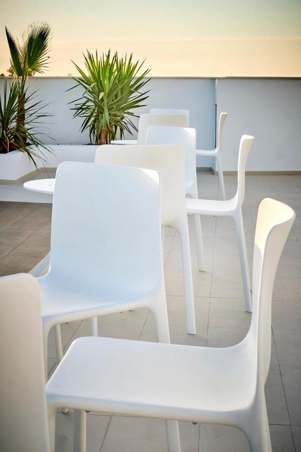Hostal Pericon Conil De La Frontera Ngoại thất bức ảnh